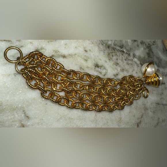 Vintage Chunky Gold Tone Faux Pearl Charm Dangle bracelet - Picture 8 of 12